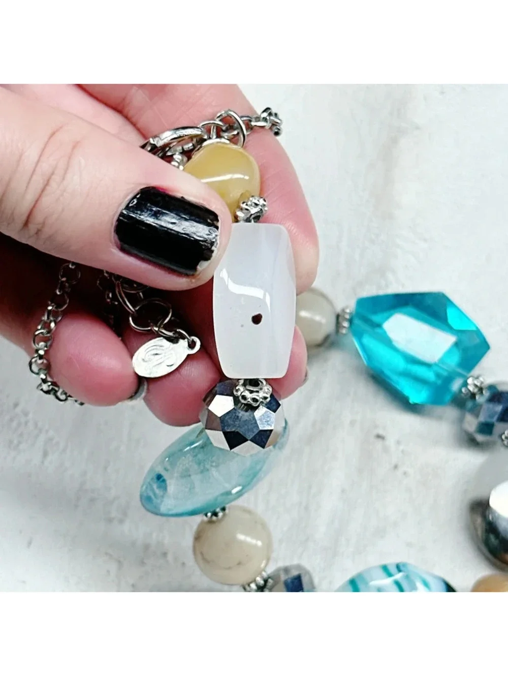 3002u. Teal Beachy Art Glass Bracelet